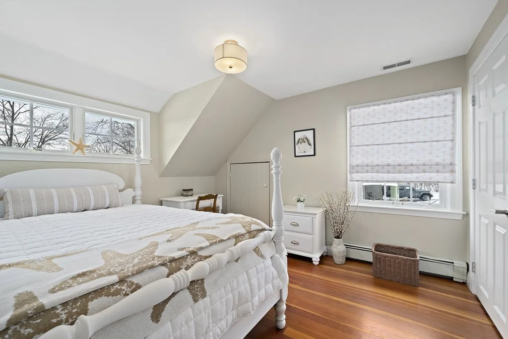 Photo of 55 Crescent Ave
