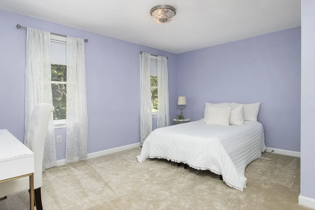 Photo of 8 Whitaker Ln