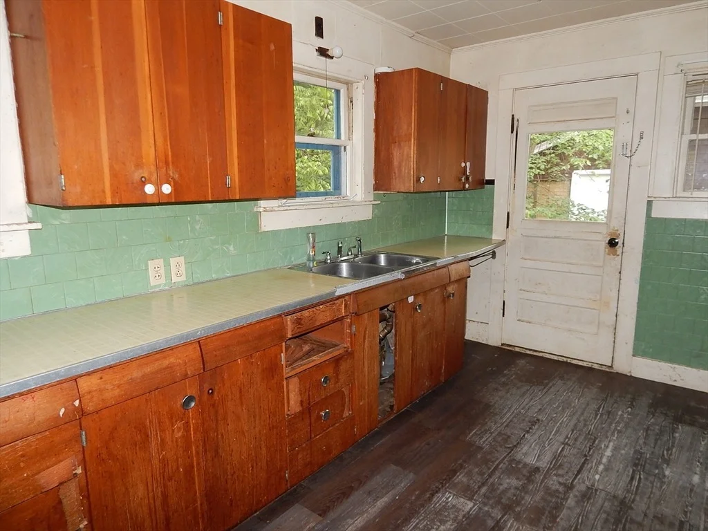 Photo of 243 High St.