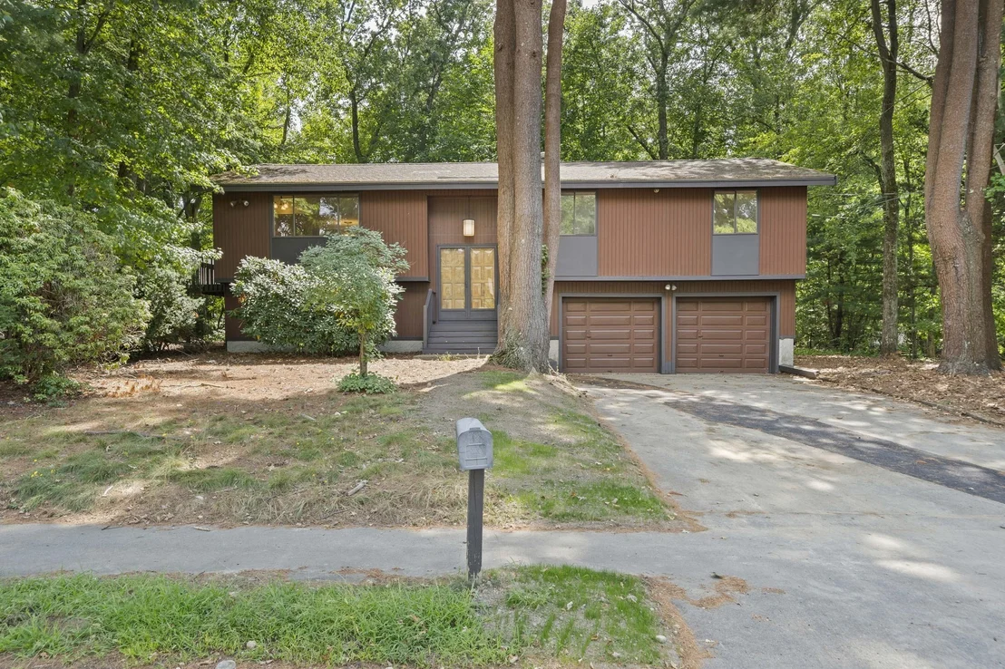 Photo of 26 Cedarcrest Rd