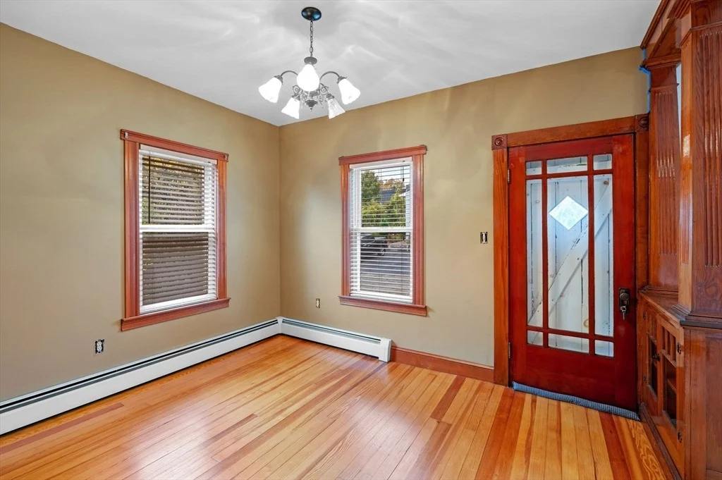 Photo of 25 Thayer St