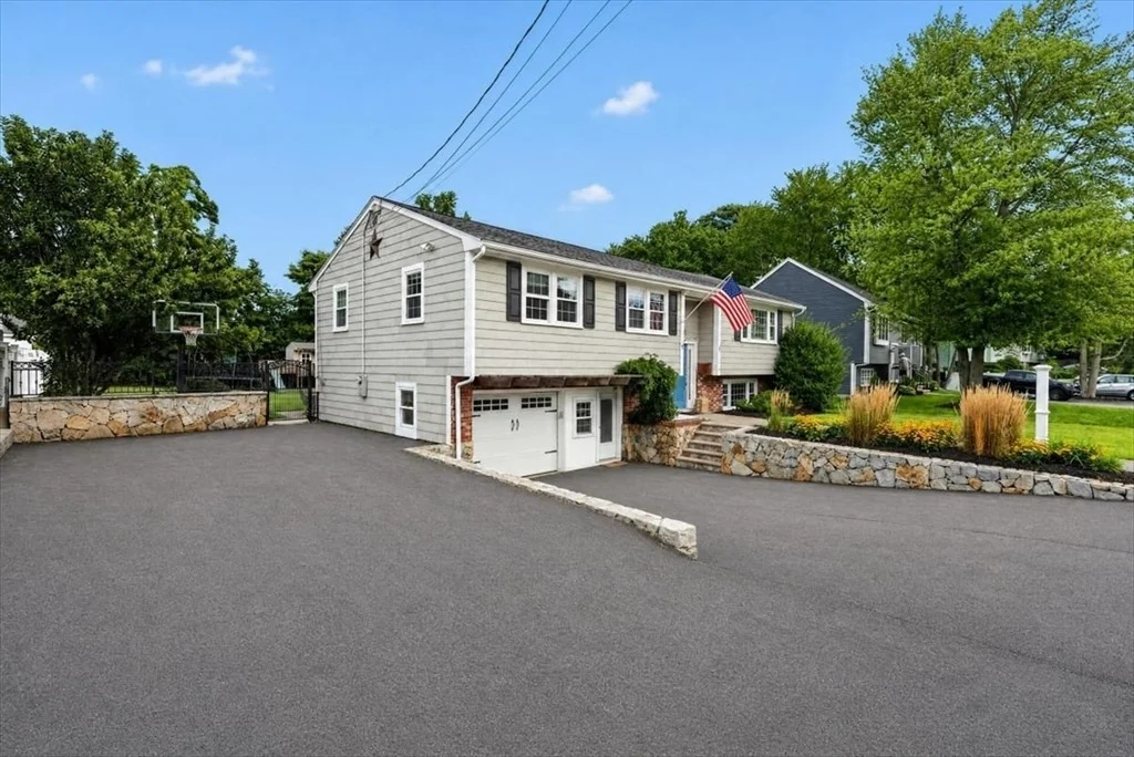 Photo of 26 Townsend Ave