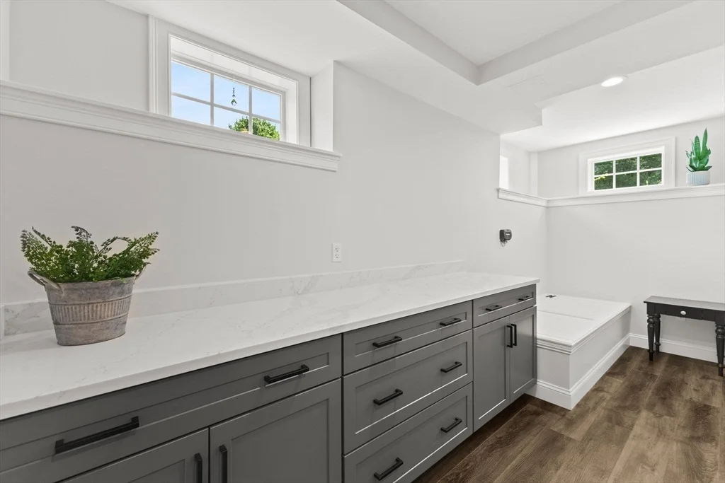 Photo of 6 Jacoby Way