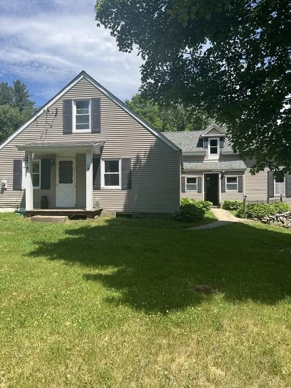 Photo of 19 Greenwich Plains Rd