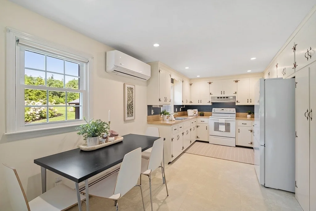 Photo of 481 W Townsend Rd