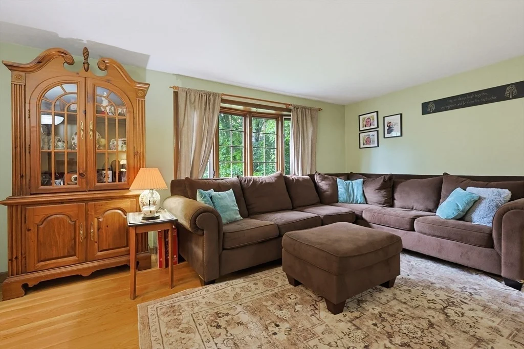 Photo of 60 Forest View Dr