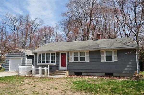 Photo of 497 Dwight Rd