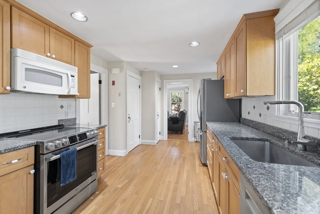 Photo of 64 Gayland Rd
