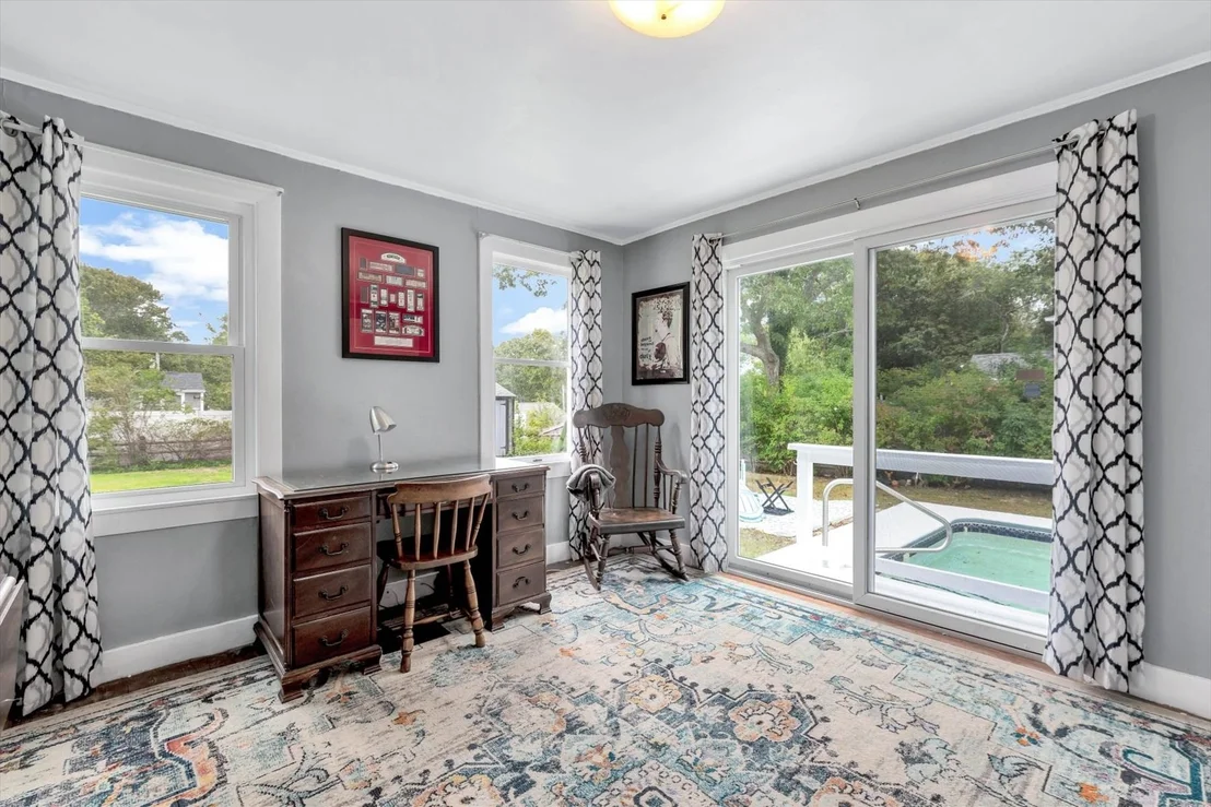 Photo of 7 Queens Bay Ln