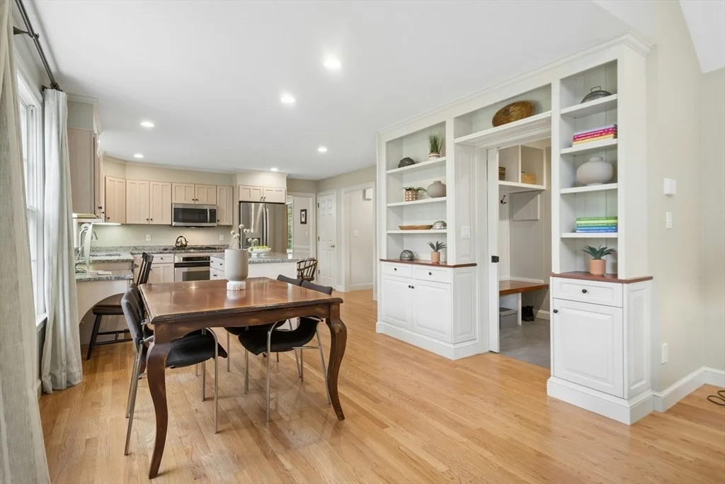 Photo of 1 Munroe Road