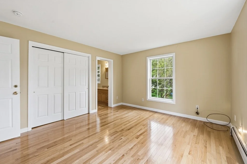 Photo of 6 White Birch Dr