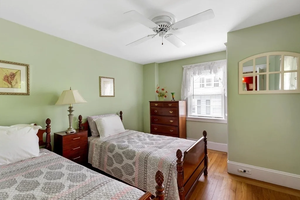 Photo of 26 Laurel  Street