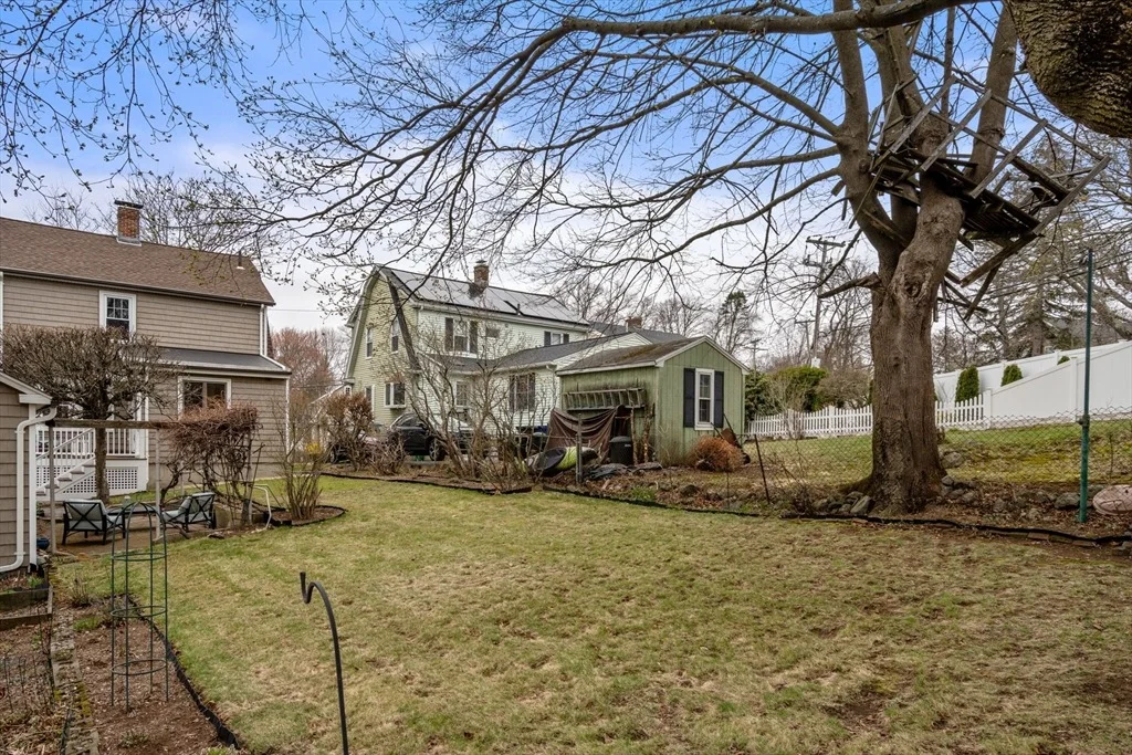 Photo of 10 Dow Ave