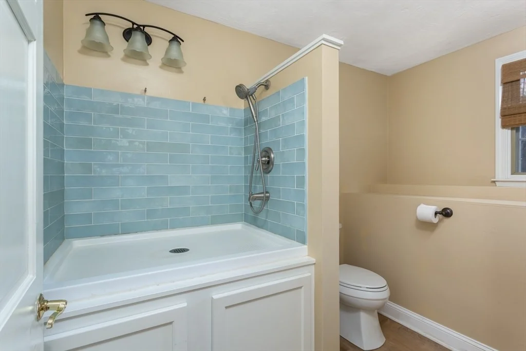 Photo of 74 Oxford Drive