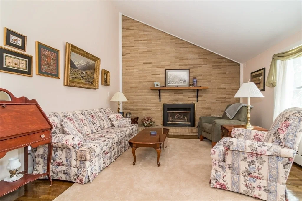 Photo of 1 Cheryl Rd