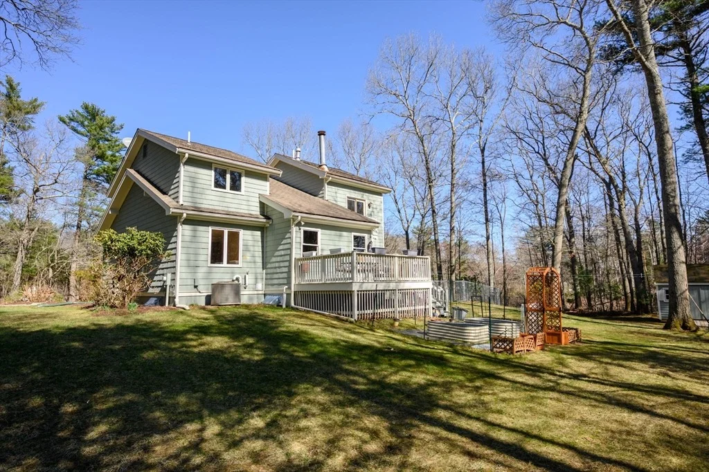 Photo of 353 Birchbark Drive