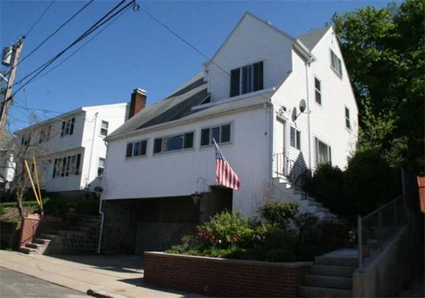 Photo of 52 Cottage Avenue
