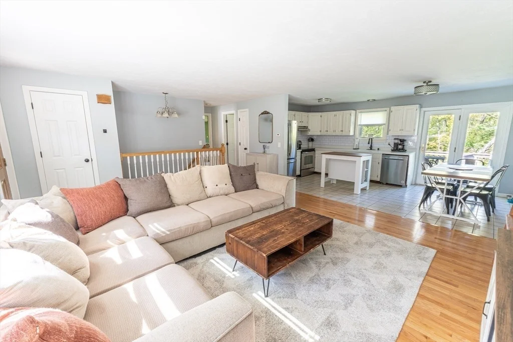 Photo of 75 Fairview Park Rd