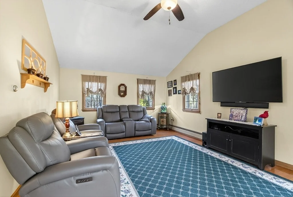 Photo of 302 Ash St
