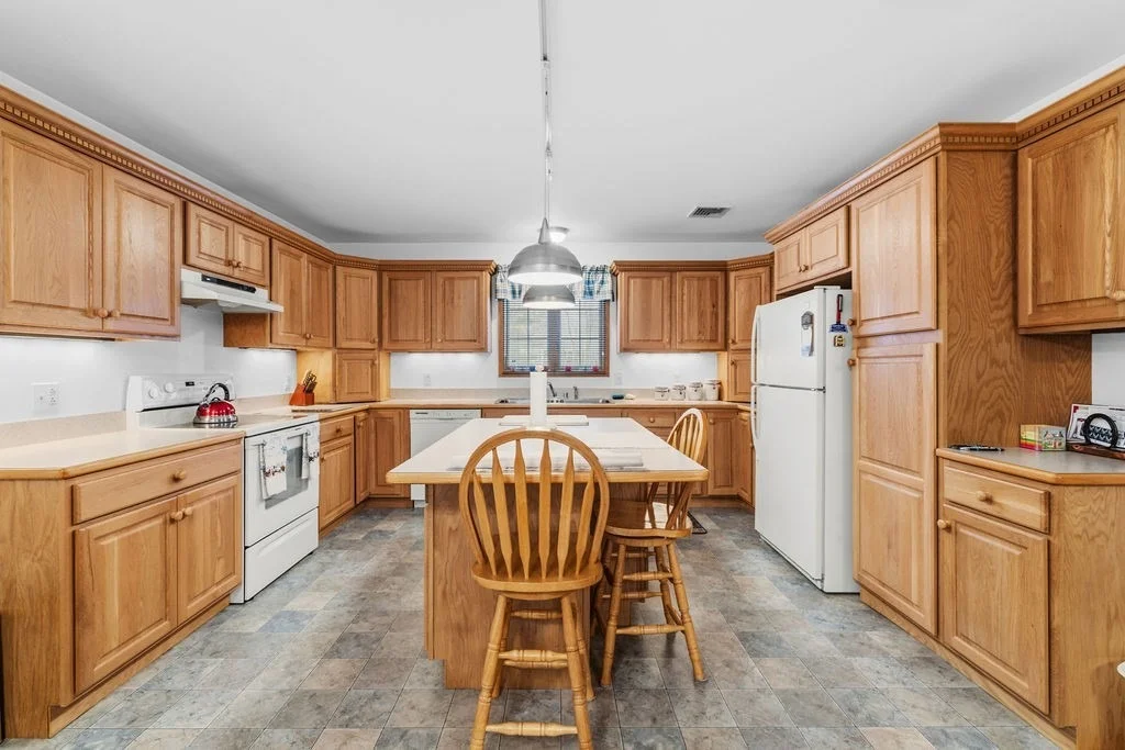 Photo of 2140 Tanglewood Rd.