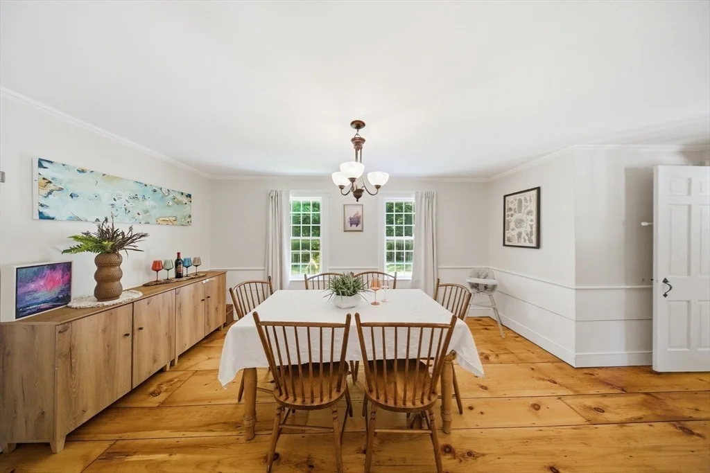 Photo of 46 Willard Rd