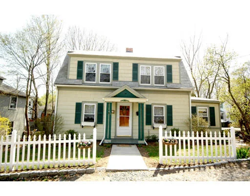 Photo of 10 Central Close
