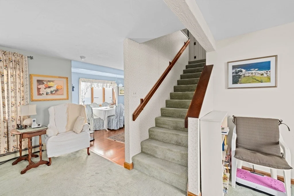 Photo of 151 Glades Rd