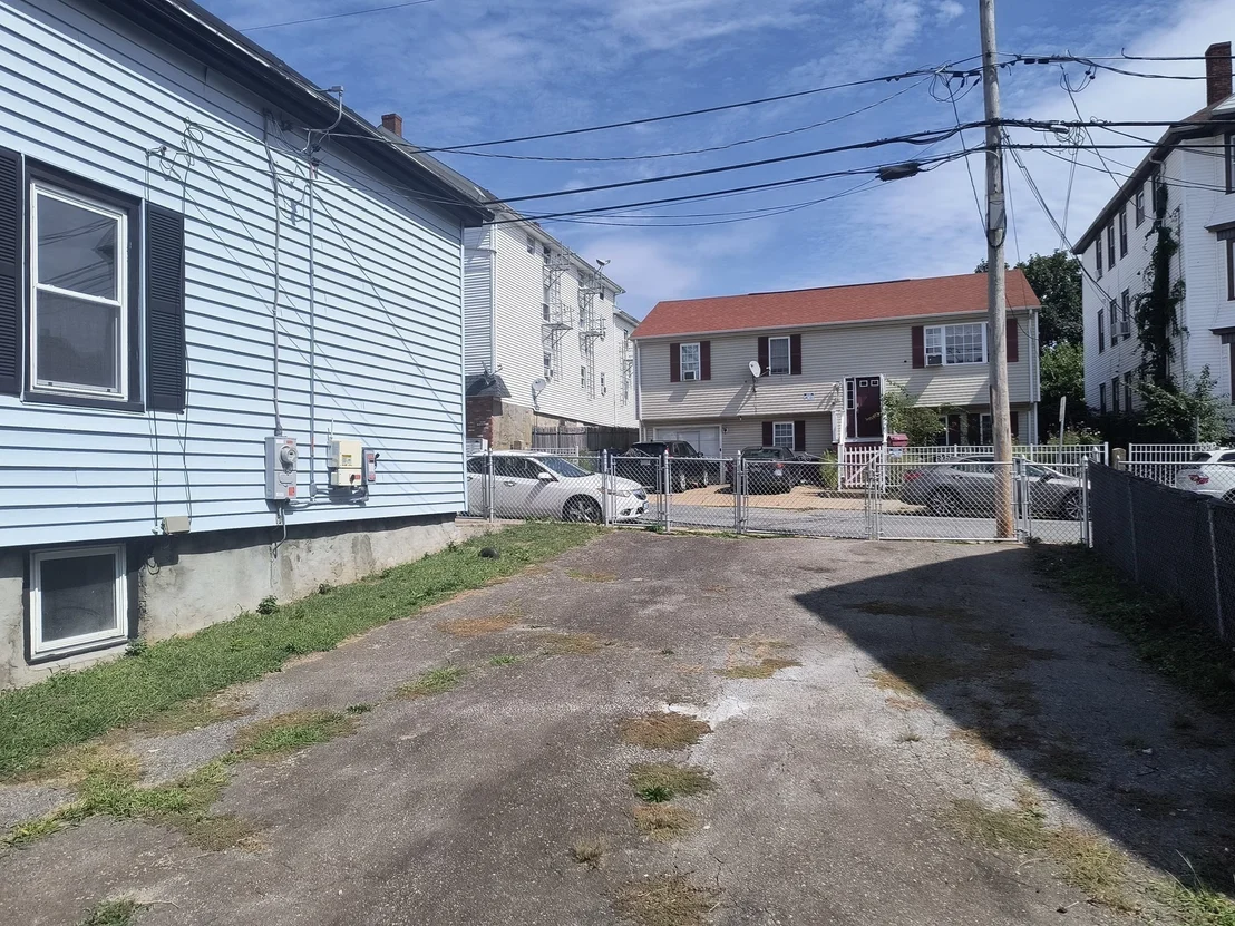 Photo of 90 Tremont St