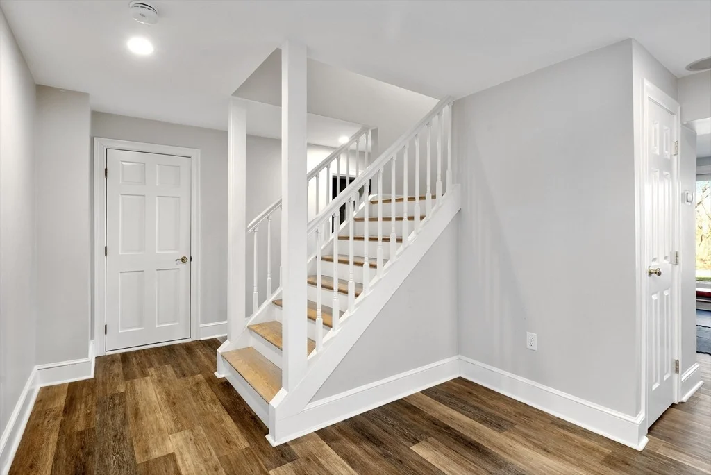 Photo of 10 Edgar Walker Ct
