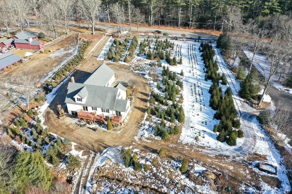 Photo of 1380 North Brookfield Rd
