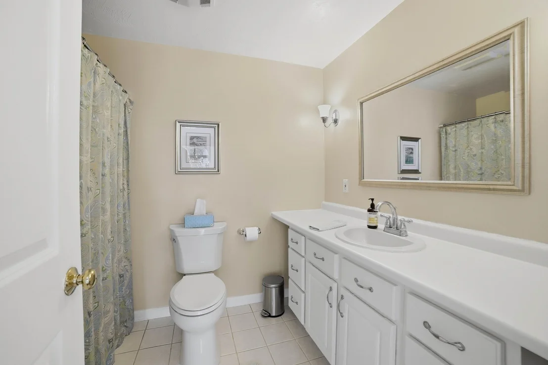 Photo of 72 Palomino Dr