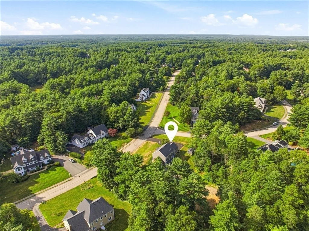 Photo of 31 Pond View Dr