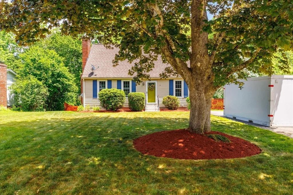 Photo of 14 Aldea Ave