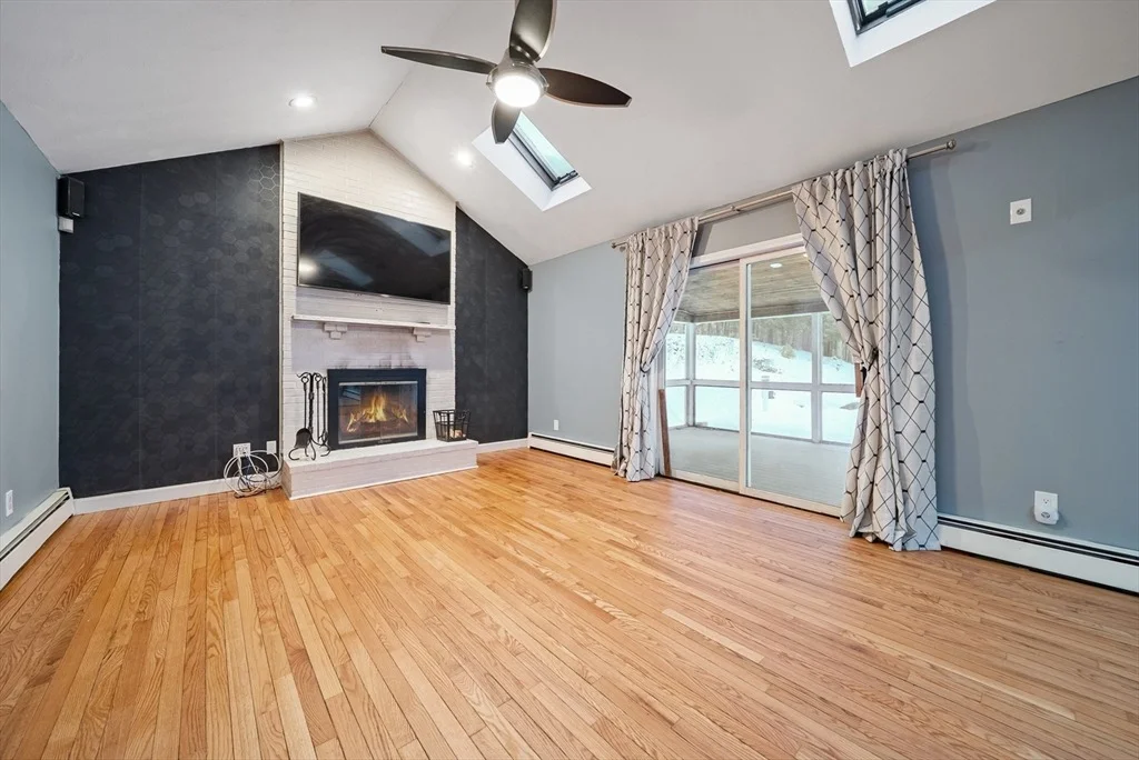 Photo of 18 Lorri Rd