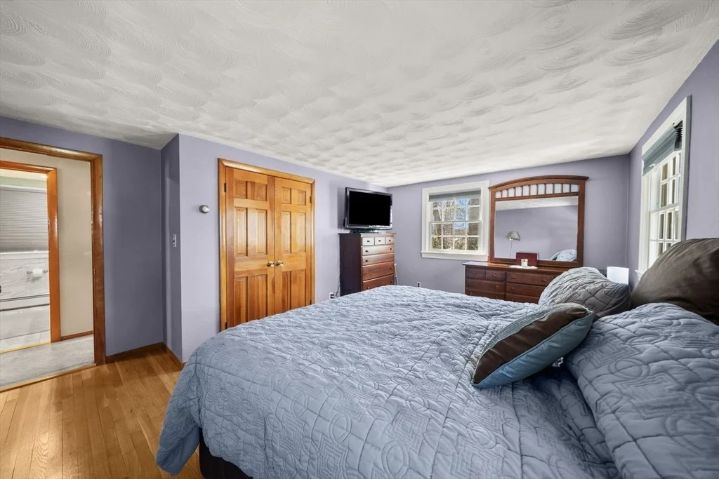Photo of 10 Hearthstone Dr