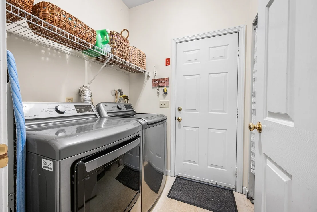 Photo of 96 Beechwood Dr