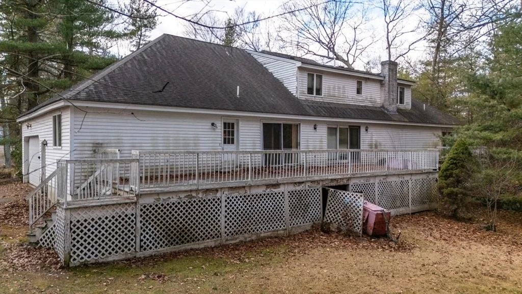 Photo of 16 Anglewood Lane