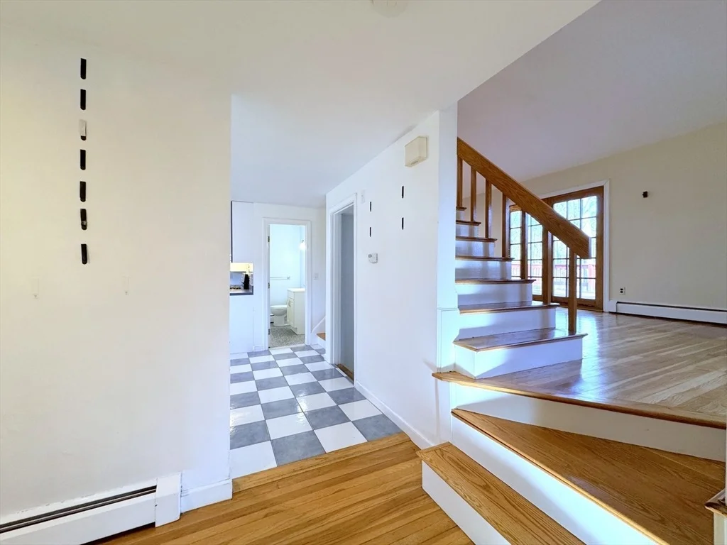 Photo of 78 Deerfield Rd