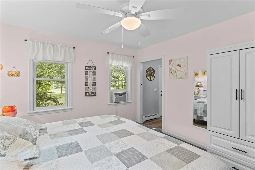 Photo of 12 Easter Brook Rd