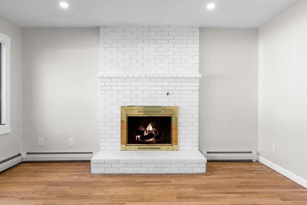 Photo of 2 Glen Forest Lane