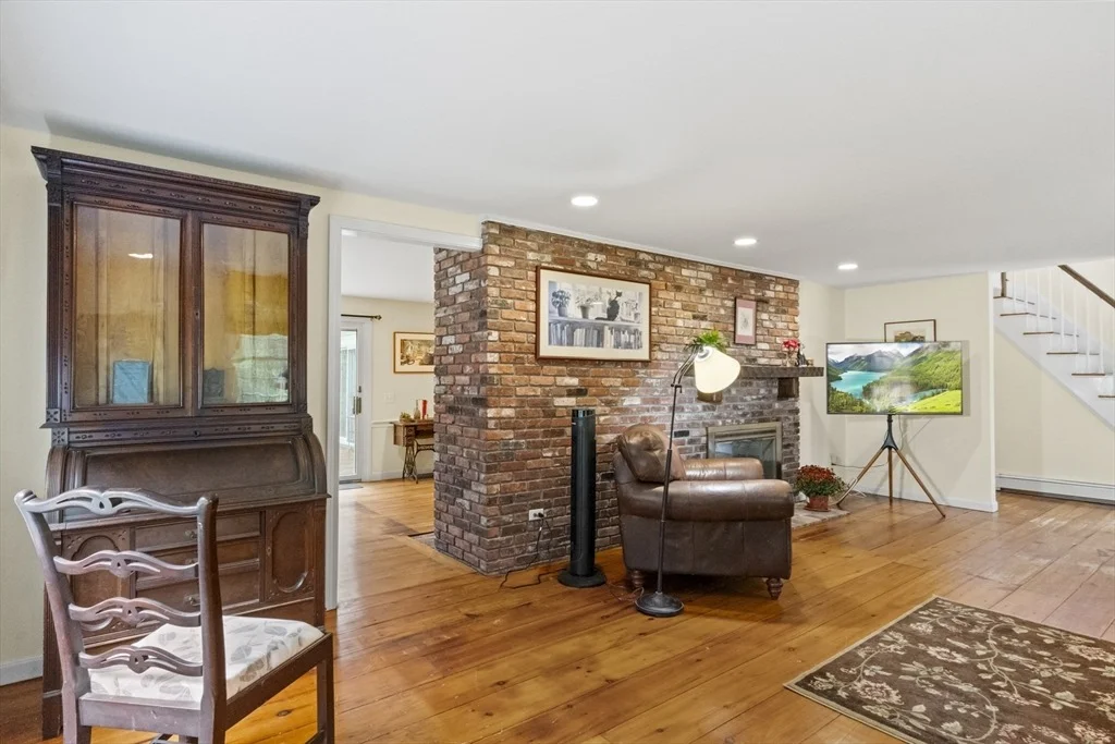 Photo of 132 Leland Rd