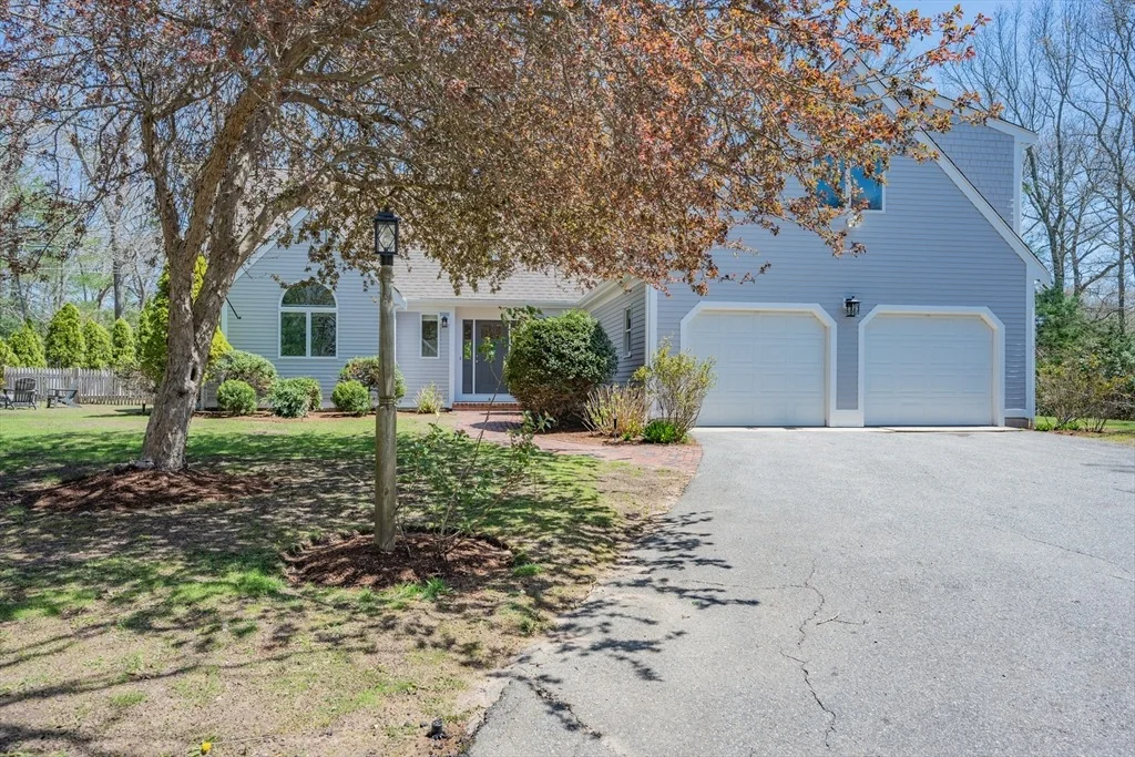 Photo of 98 Whistleberry Drive