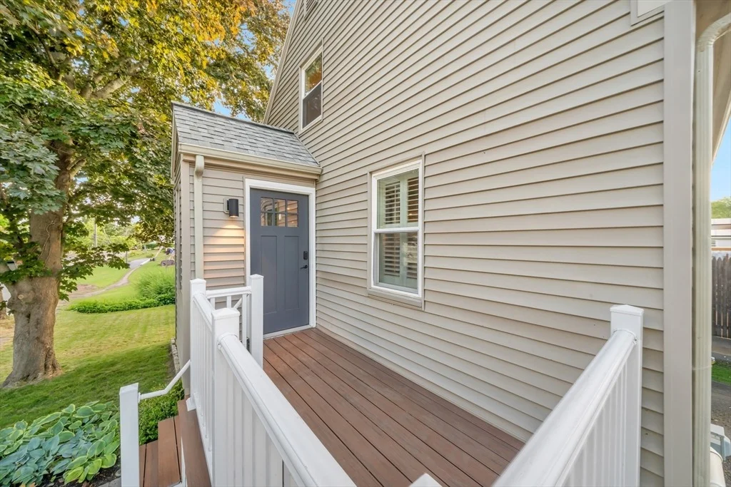 Photo of 37 Hillcrest Ave