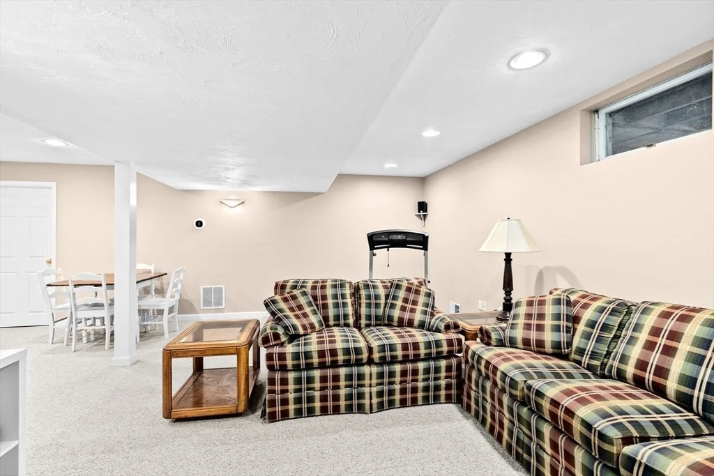 Photo of 45 Culloden Dr