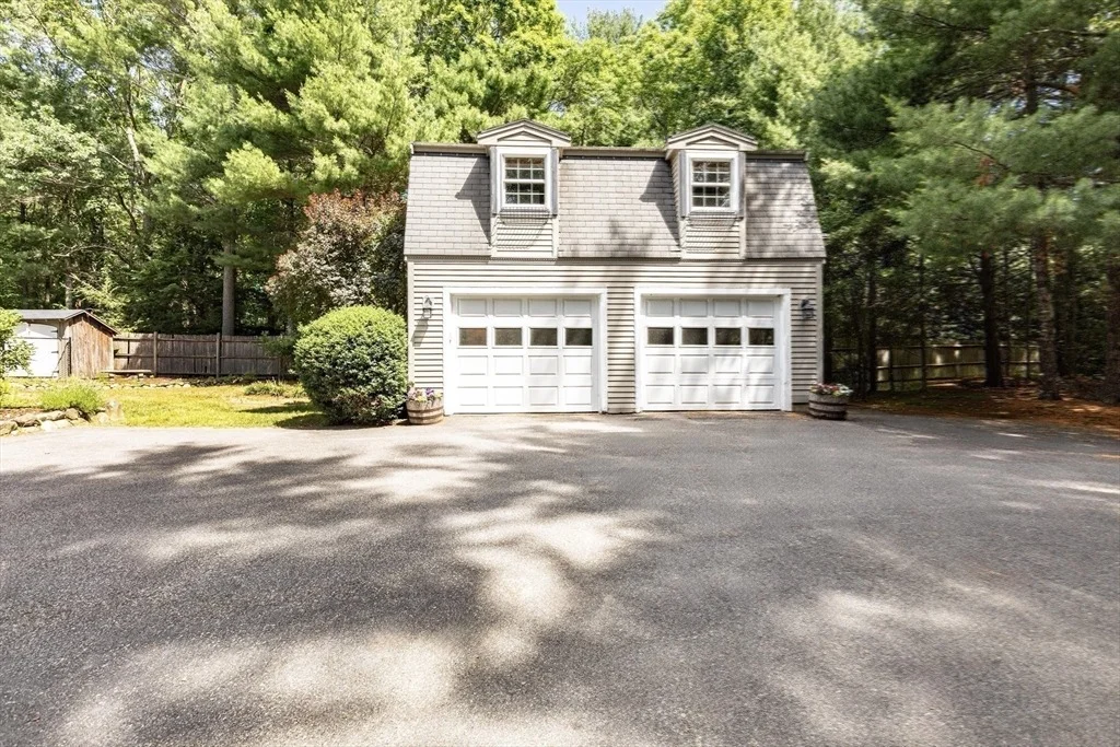 Photo of 1115 Forest St