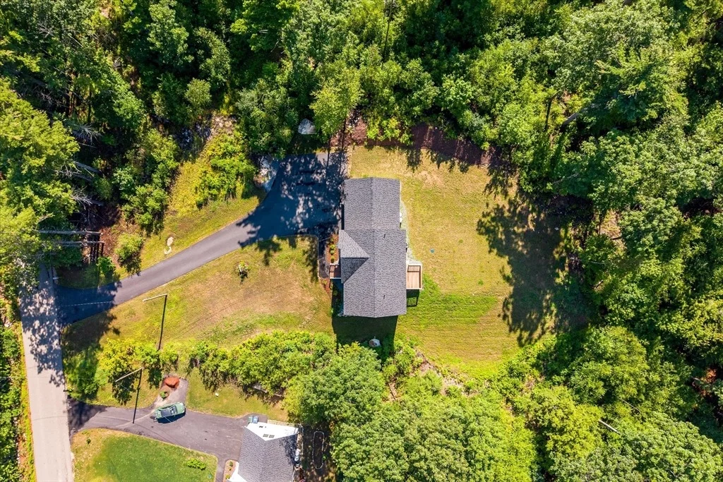 Photo of 140 Willard Road