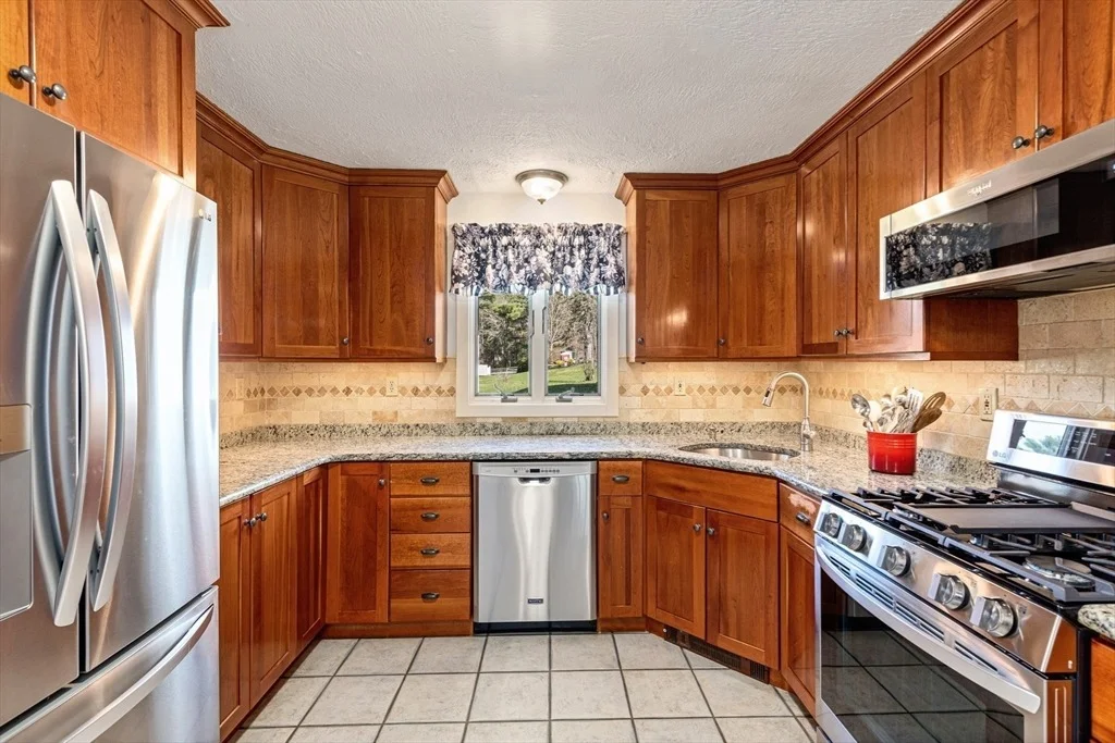 Photo of 241 Sandy Hill Dr