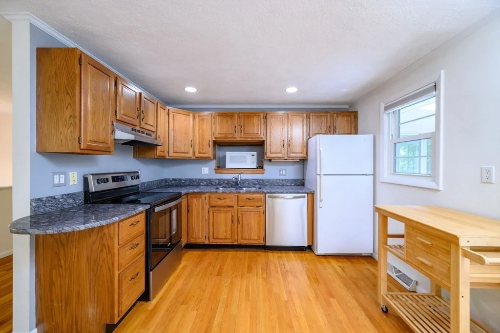 Photo of 90 Holly Rd