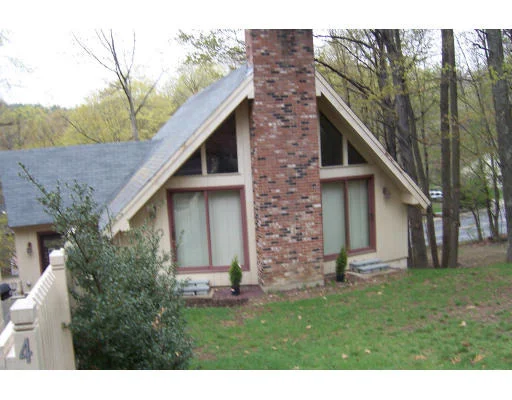 Photo of 4 Redstone Hill Rd