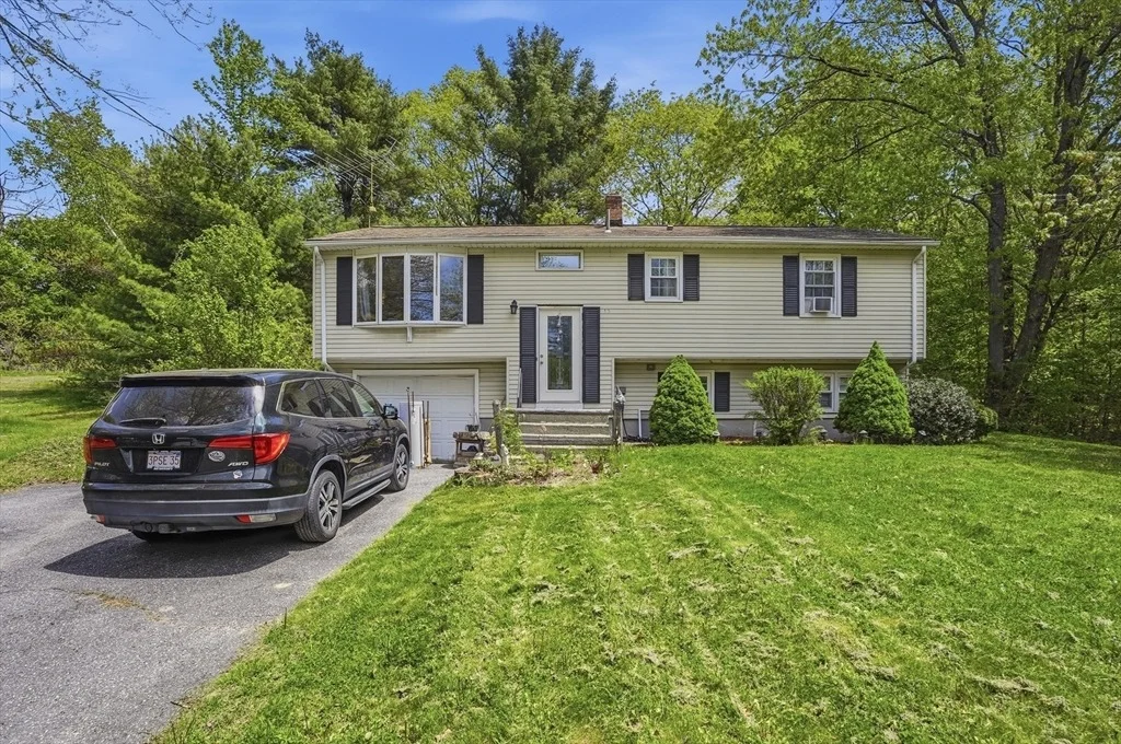 Photo of 12 Valerie Circle
